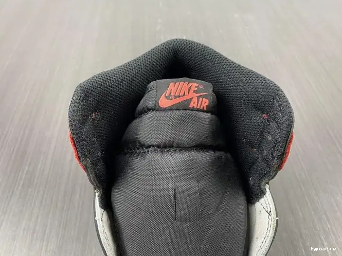 HYPE 'Track Jordan OG High Red' Air Retro 1 555088-112 0605